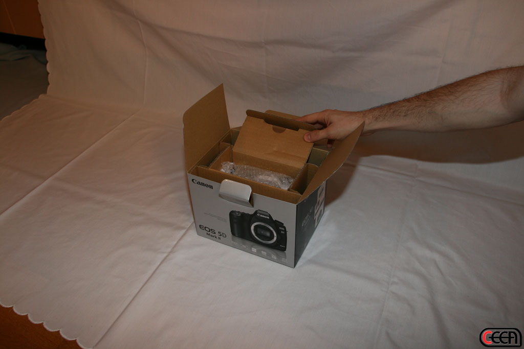 gal/Canon_EOS_5D_Mark_II_Unboxing/IMG_9298.jpg