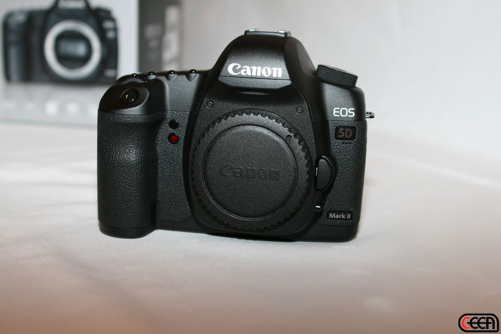gal/Canon_EOS_5D_Mark_II_Unboxing/IMG_9318.jpg