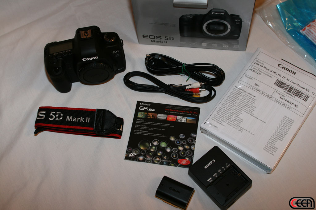 gal/Canon_EOS_5D_Mark_II_Unboxing/IMG_9349.jpg